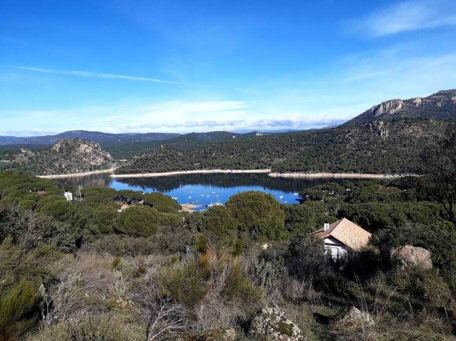 Acogedor Apartamento Con Bellas Vistas Al Embalse San Martin de Valdeiglesias Bagian luar foto