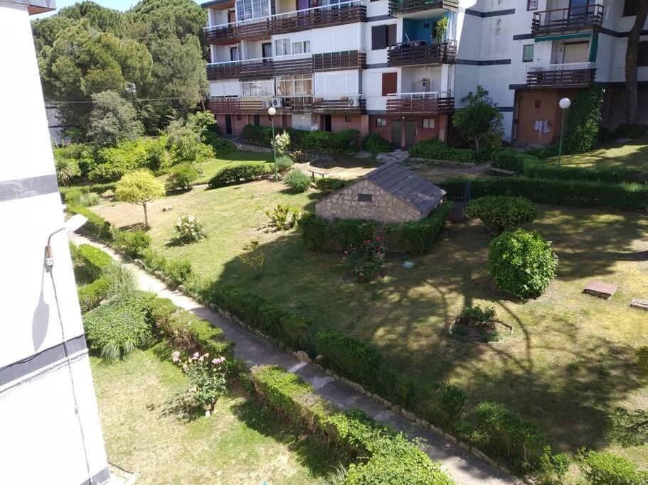 Acogedor Apartamento Con Bellas Vistas Al Embalse San Martin de Valdeiglesias Bagian luar foto